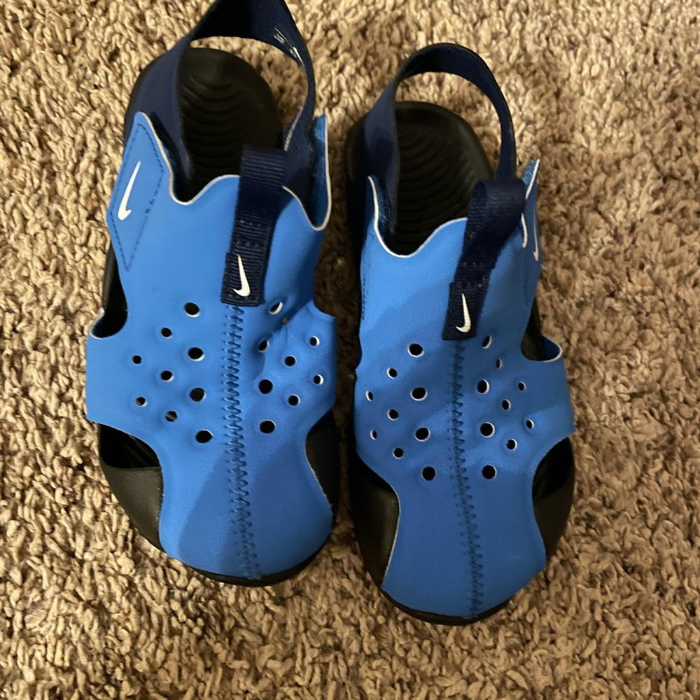 Nike Blue and Black Sandals